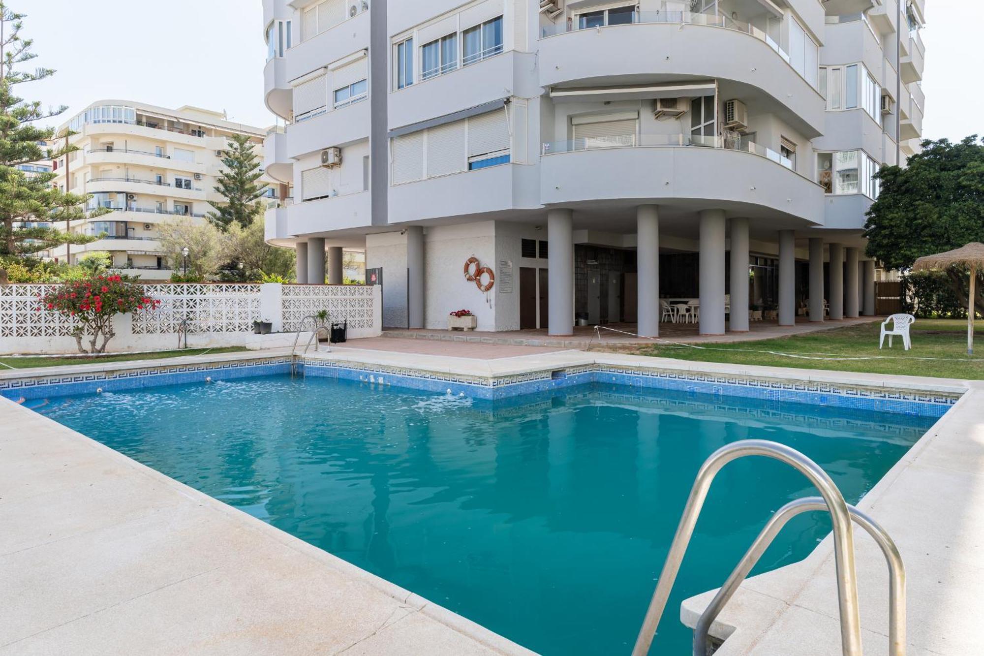 Blonzu Dominicana Fuengirola Kültér fotó